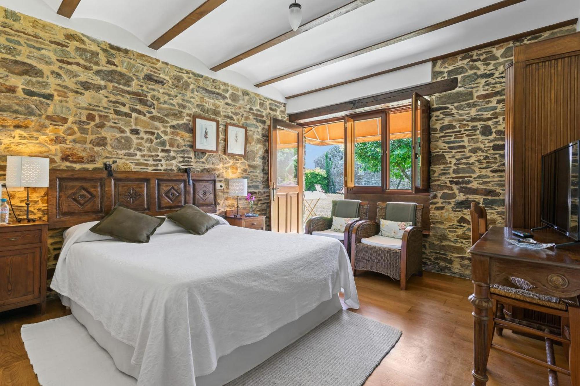 カストロポル カサ ペレヨン Bed & Breakfast エクステリア 写真