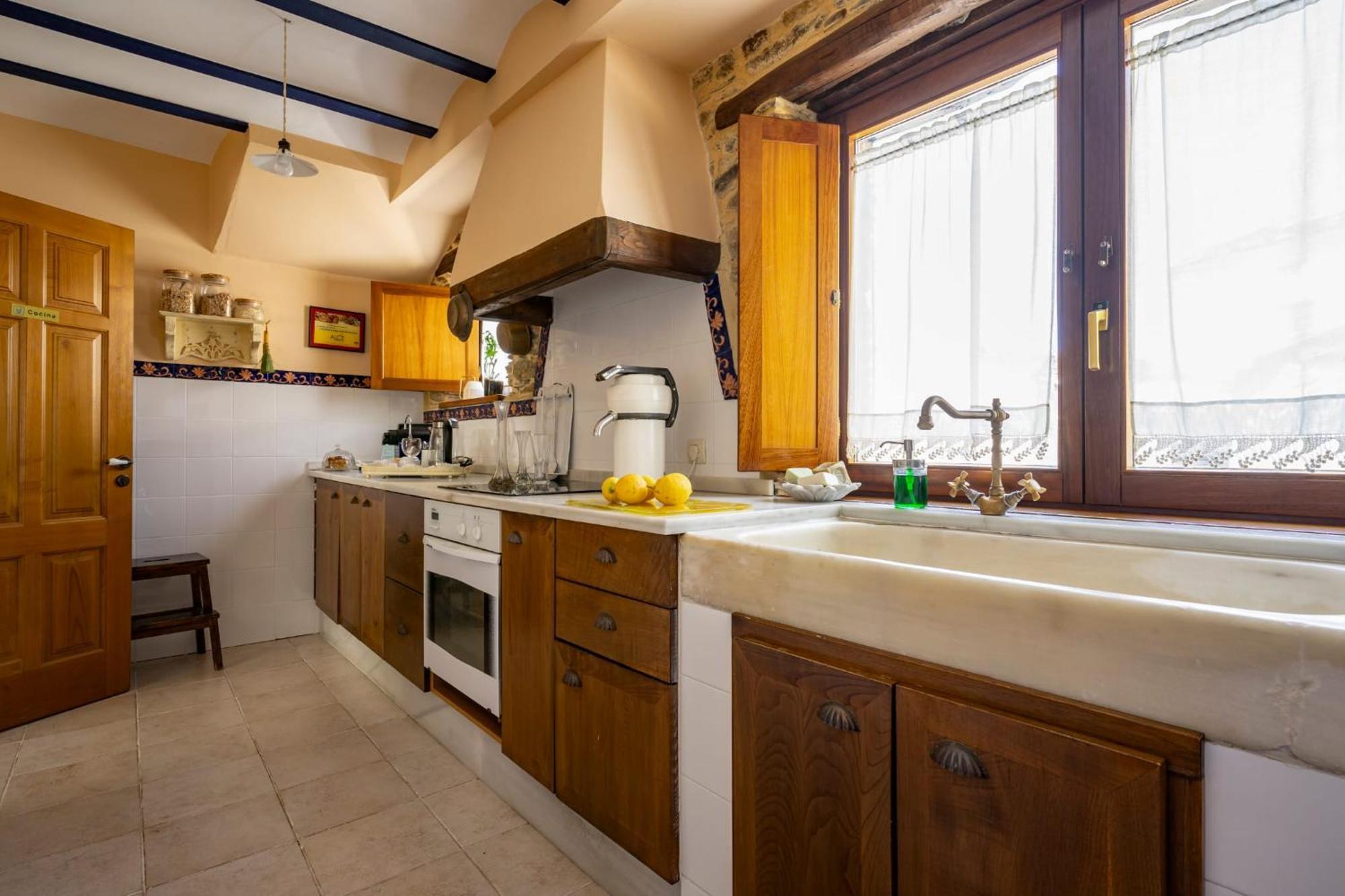 カストロポル カサ ペレヨン Bed & Breakfast エクステリア 写真