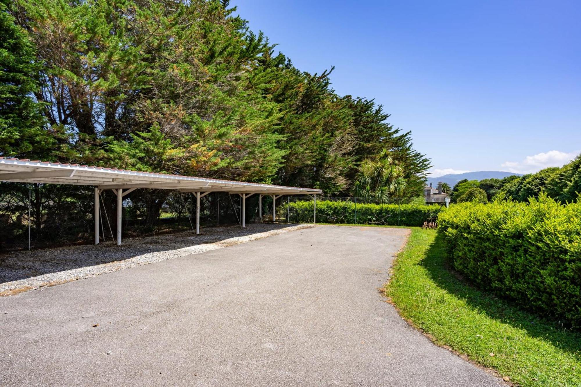 カストロポル カサ ペレヨン Bed & Breakfast エクステリア 写真